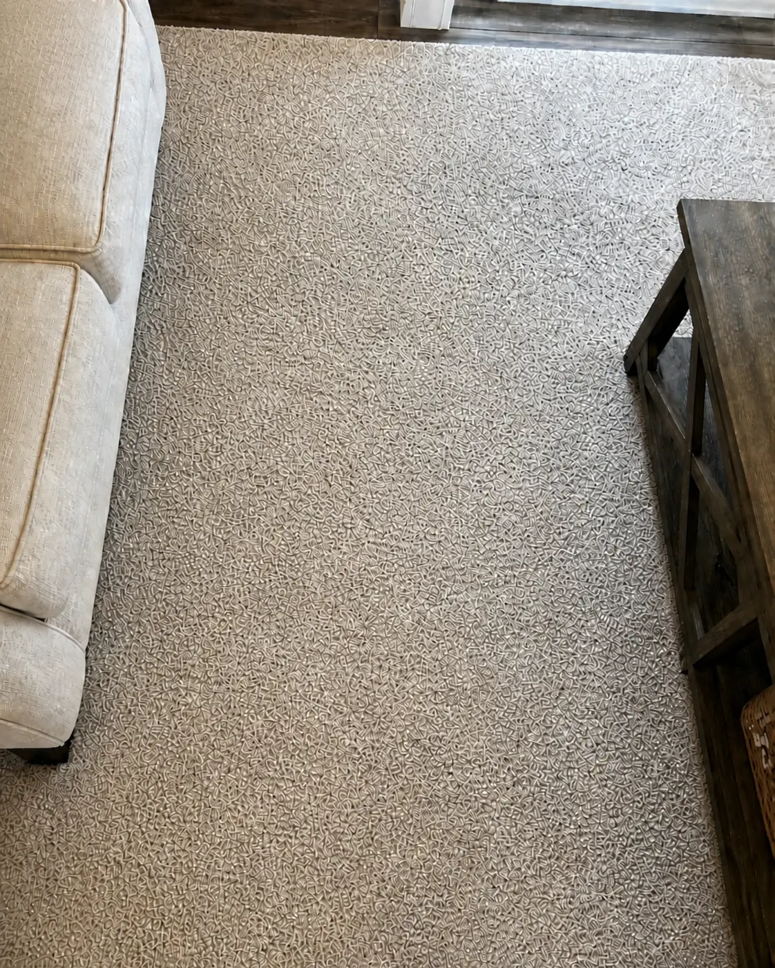 Tapis beige - Tache de café — après nettoyage vapeur